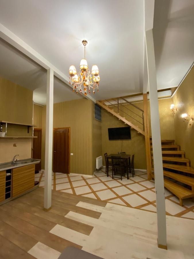 Двухуровневая Квартира На Дерибасовской Odessa Ngoại thất bức ảnh